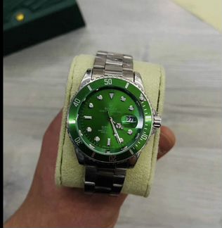 Часы rolex submariner изумруд
