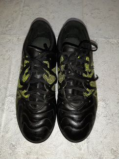 Кроссовки футбольные Adidas 37,5 р