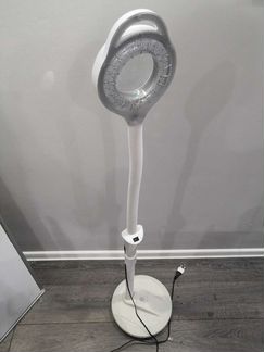 Лампа-лупа напольная на гибком штативе светодиодна