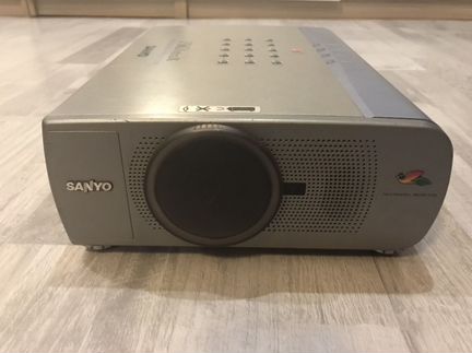 Проектор Sanyo plc-xu20e