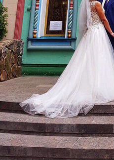 Свадебное платье 42-44