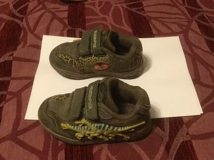 Кроссовки Dinosoles 25-26 размер