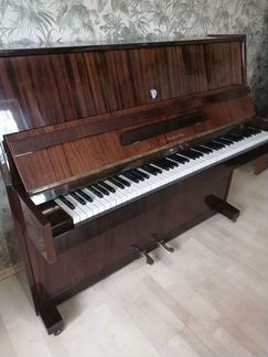 Пианино продаётся