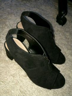 Босоножки женские