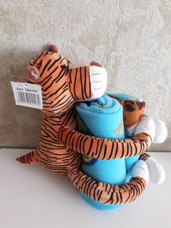 Очаровательный тигренок с пледиком