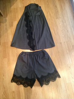 Костюм женский с шортами