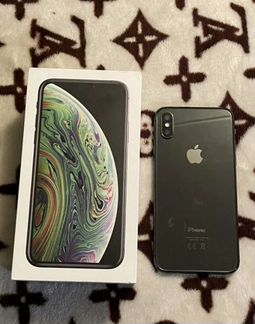 Телефон iPhone
