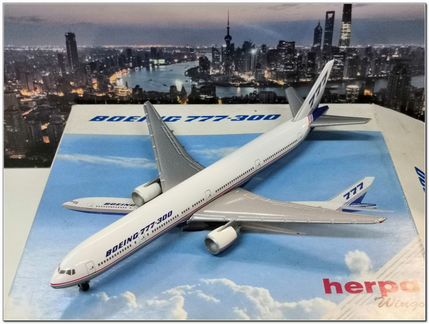 Модели Boeing B 777 в 1/500 от Херпы (Herpa)