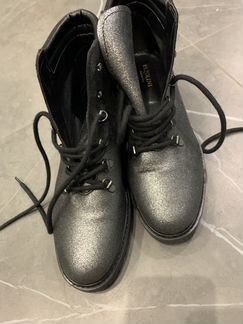 Новые кожаные ботинки Carlo Pozalini