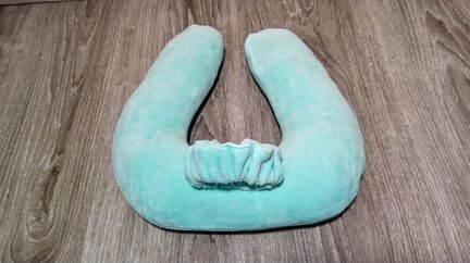 Подушечка для кормления с держателем для бутылочки