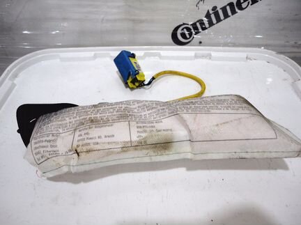 Подушка безопасности задняя боковая на Порше