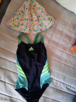 Купальник adidas, панама 122-128 см