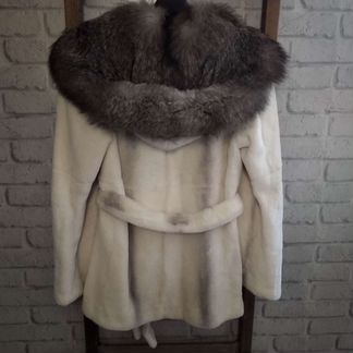 Шубка рекс белая