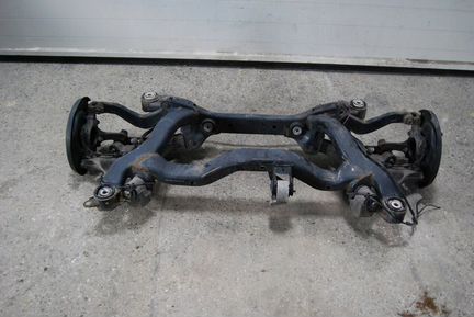 Балка задняя подрамник Ауди А4 Б7 слайн кватро