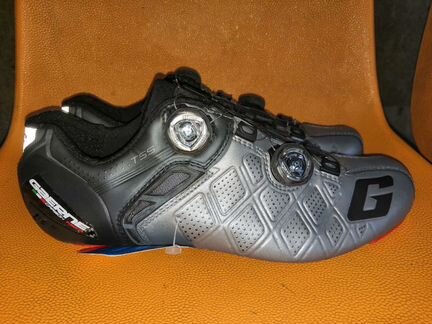 Велотуфли Gaerne карбон 43 р