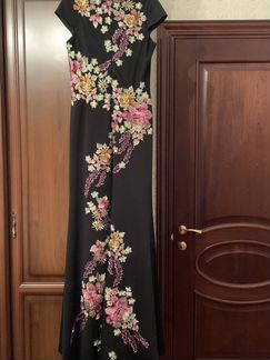 Платье вечернее