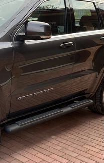 Оригинальные пороги Mopar для Jeep Grand Cherokee