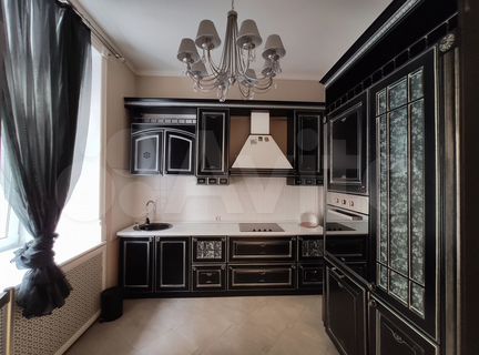 3-к квартира, 115 м², 2/6 эт.