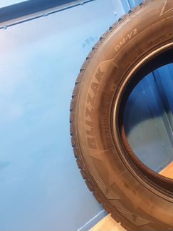 Bridgestone Blizzak DM-V2 275/65R18