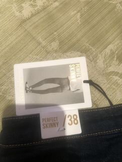 Джинсы Mango, новые, 38 размер