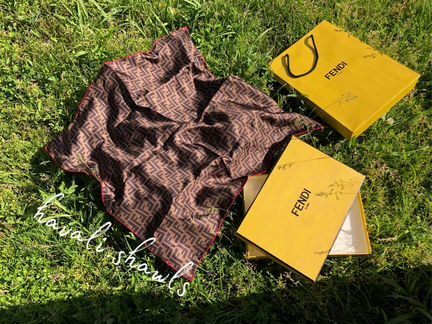Платок fendi lux