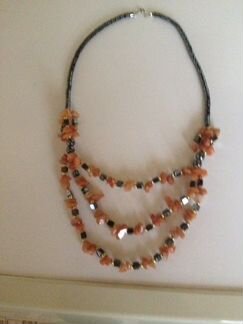 Ожерелье из гематита и нат. камней