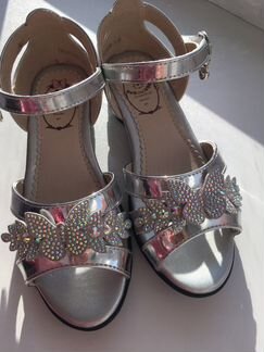 Туфли на девочку