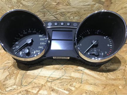 Панель приборов Mercedes-Benz R-Class W251 W251