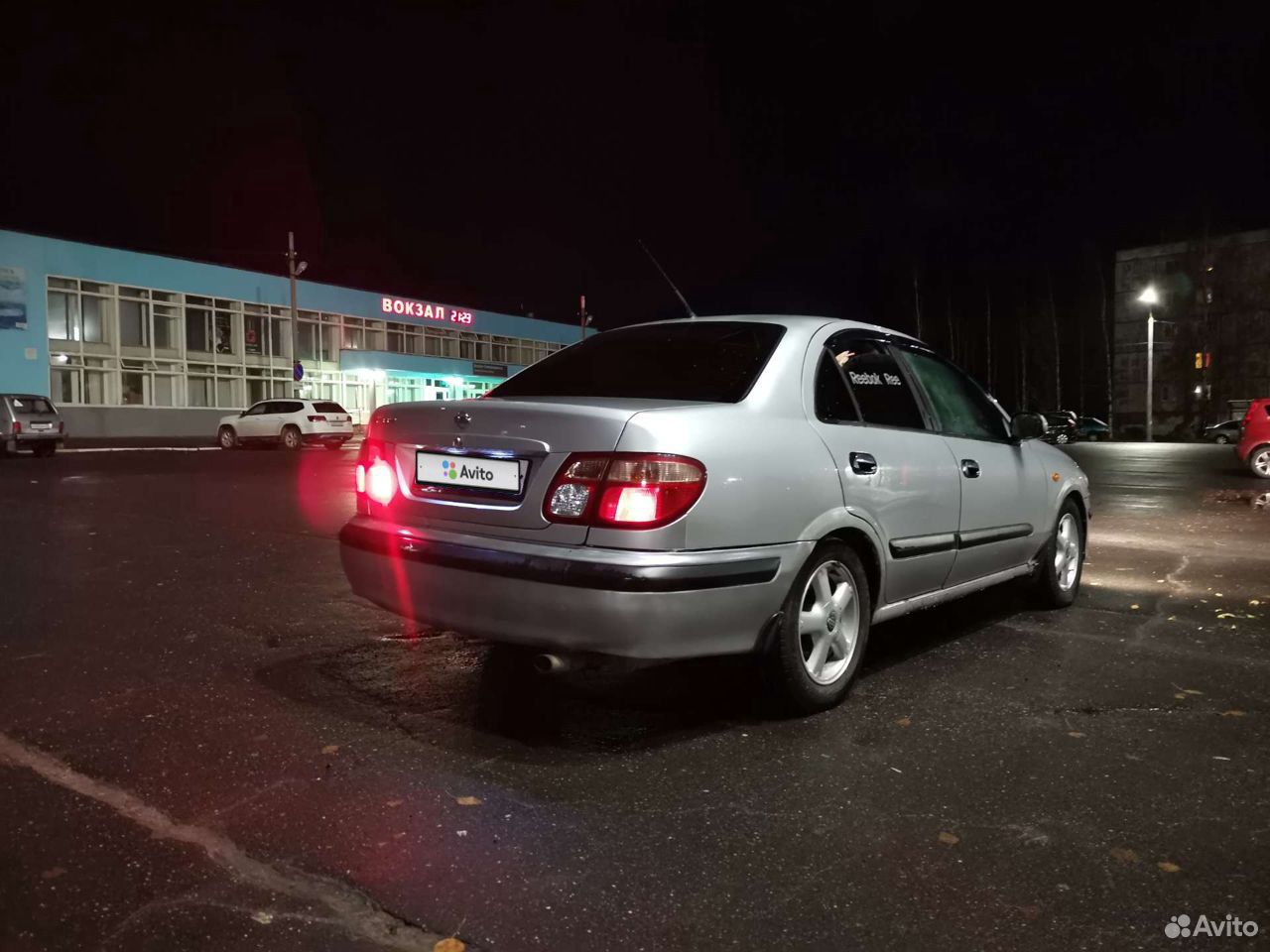 Nissan Almera, 2001