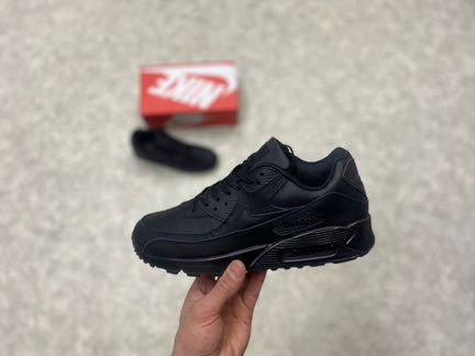 Кроссовки Nike