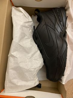 Новые кроссовки nike air monarch