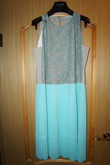 Armani French Connection Caractere платья