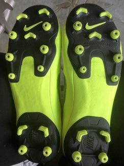 Бутсы футбольные