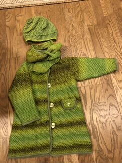 Вязаный комплект (кардиган+шарфик+берет)