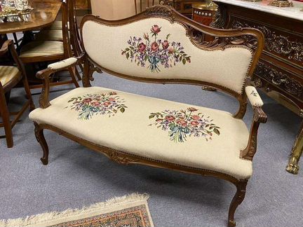 Диван/софа в стиле Людовика XV