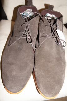 Новые замшевые ботинки 45 р