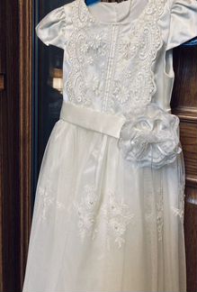 Шикарное платье для маленькой принцессы 4-7 лет