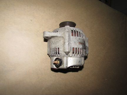 Генератор 31400-80G1 бу