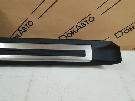 Накладка порога внутренняя задняя правая Toyota
