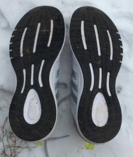 Кроссовки Adidas- р.41.5