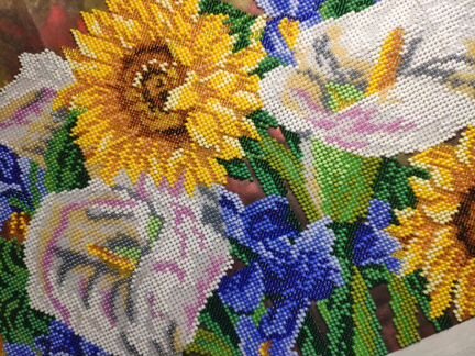Картина, вышитая бисером 