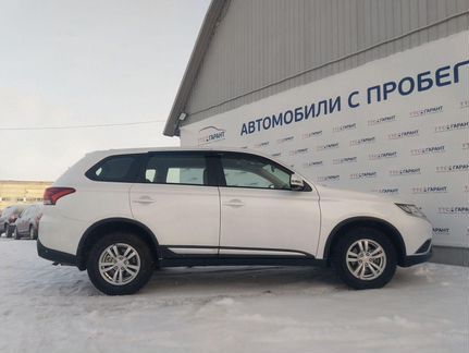 Mitsubishi Outlander 2.0 CVT, 2019, 18 477 км