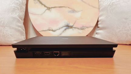 PS4 Slim 1Tb+PS VR+2 PS Move +2 DualShock 4+6 игр