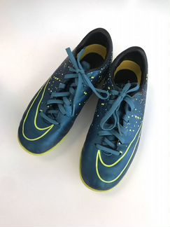 Продаю детские бутсы Nike