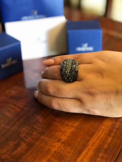 Swarovski.Оригинал.Кольцо/ чалма шикарное.Новое,би
