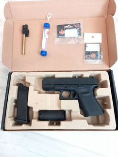 Страйкбольный пистолет WE Glock 19 Green gas