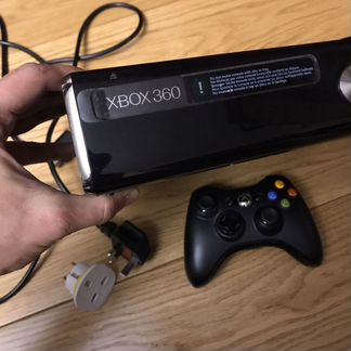 Игровая приставка не шитая Xbox 360 Slim 250Gb PAL