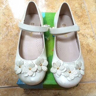 Туфли лаковые р. 30