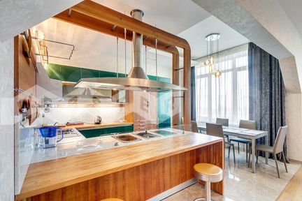 3-к квартира, 160 м², 18/18 эт.