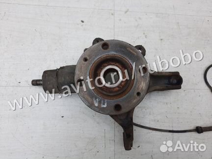 Кулак передний левый Peugeot 308 EP6 2010